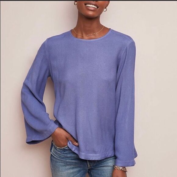 ANTHRO | Cloth & Stone | Bell Sleeve Wedgewood Top K340 - Picture 3 of 8